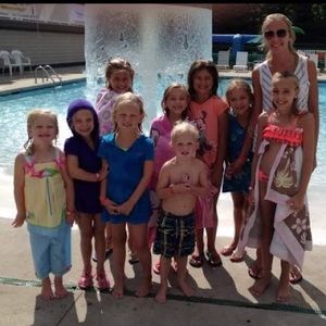 Meet your Posher, Hailey